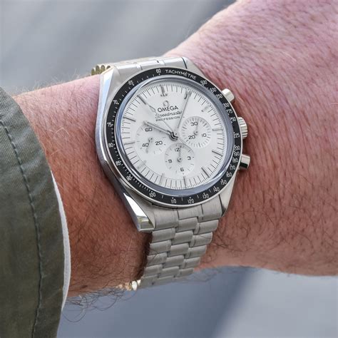 Omega Speedmaster Chronometer White Gold 